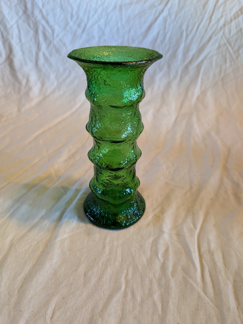 2/30$ Vintage Green Textured Glass Vase
